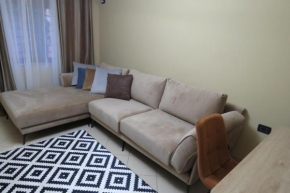 Xhomlliku Apartment, Xhamllik Tirana
